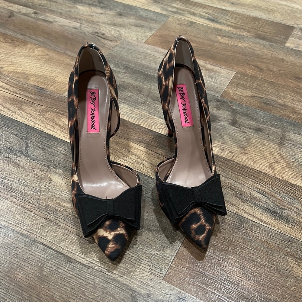 Leopard print heels